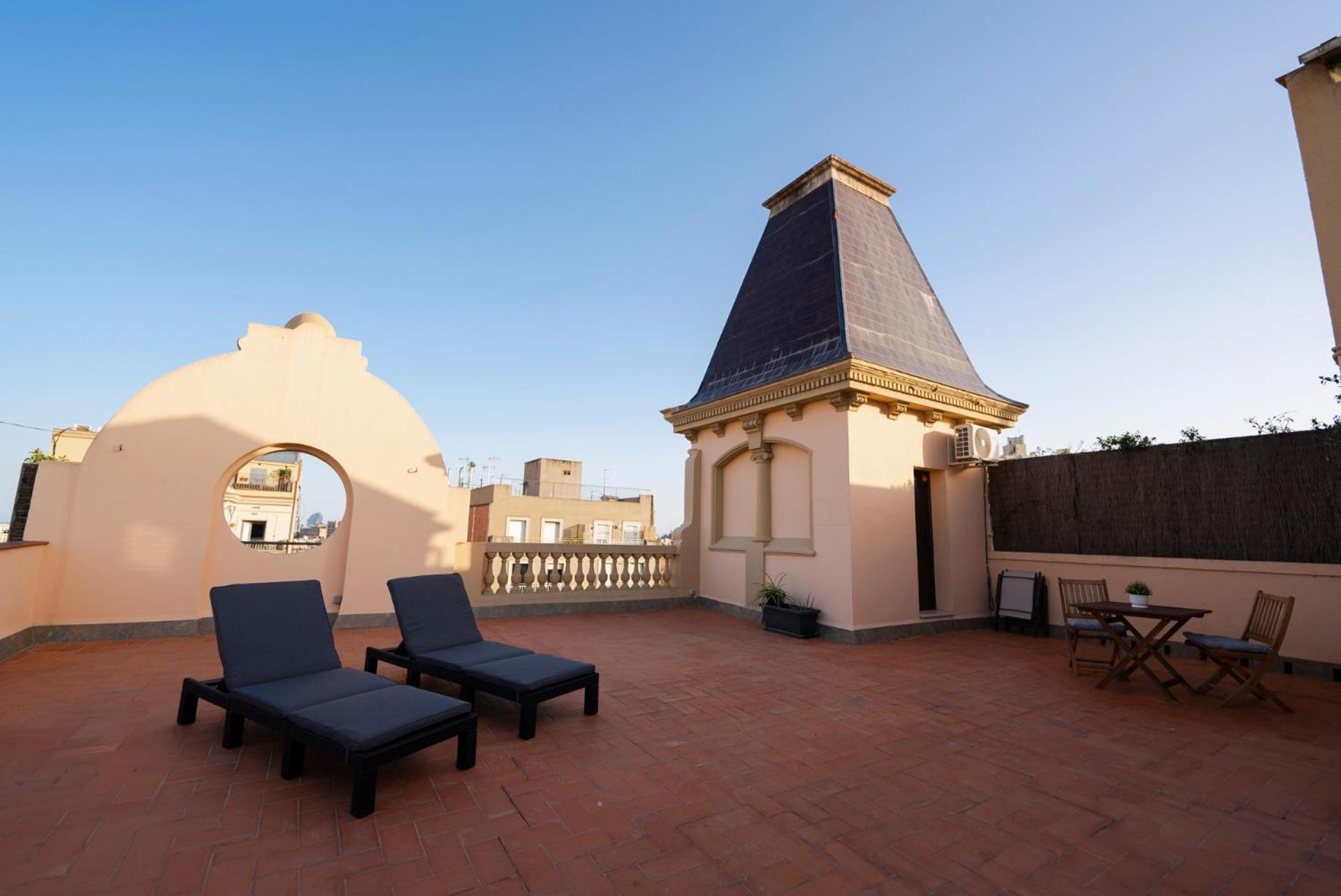 Atico Con Terraza En El Corazon De Apartment *